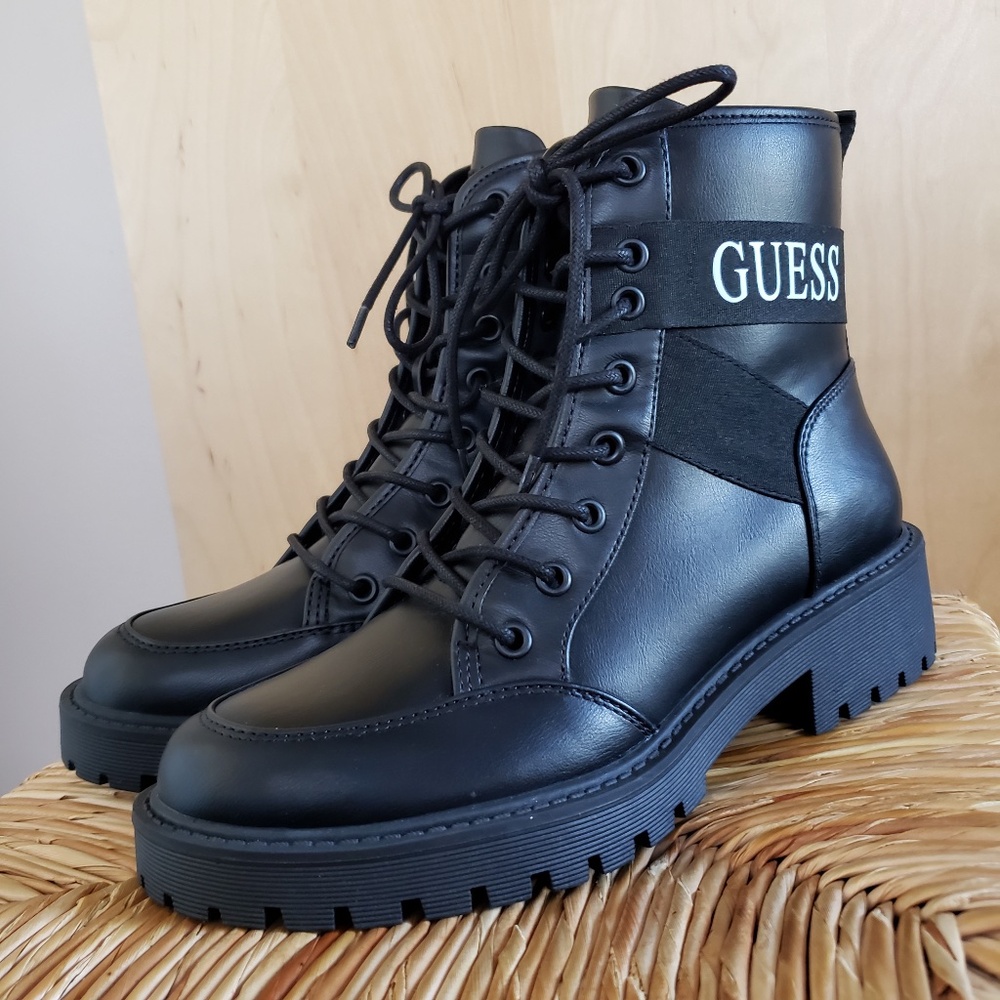 Guess Logo Boots Size 8 NEW!